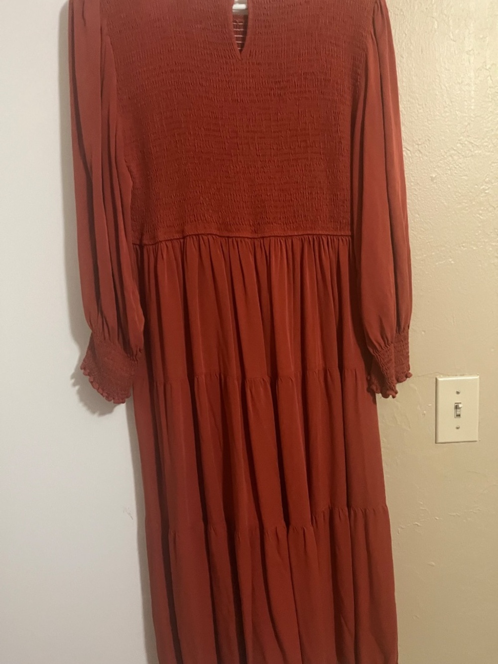 Dress - Picture 5 of 5